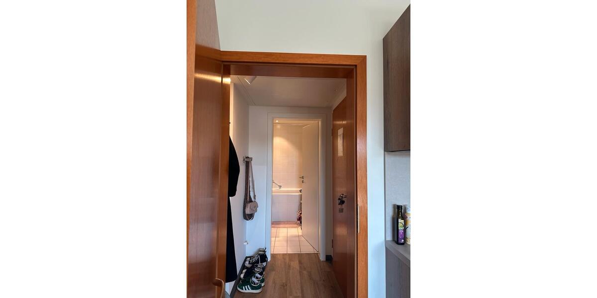 Etagenwohnung Bonn Gronau - 1 Zimmer, 20 m&sup2;, 1.009&euro; | Angebot:25790439