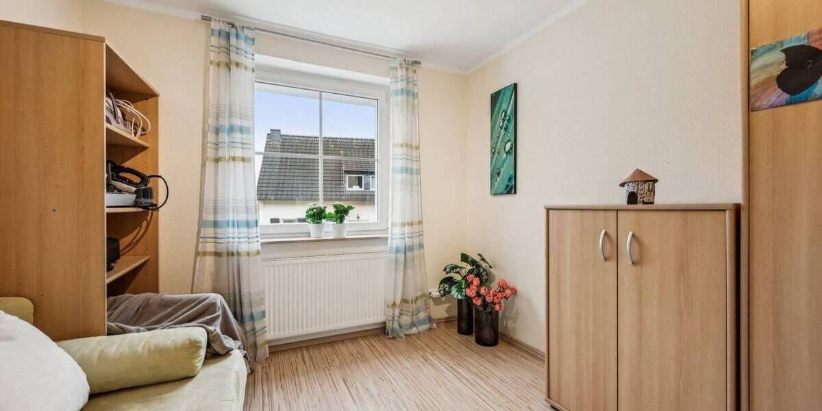 Einfamilienhaus Bonn Oberkassel - 6 Zimmer, 190 m&sup2;, 937.000&euro; | Angebot:25930102