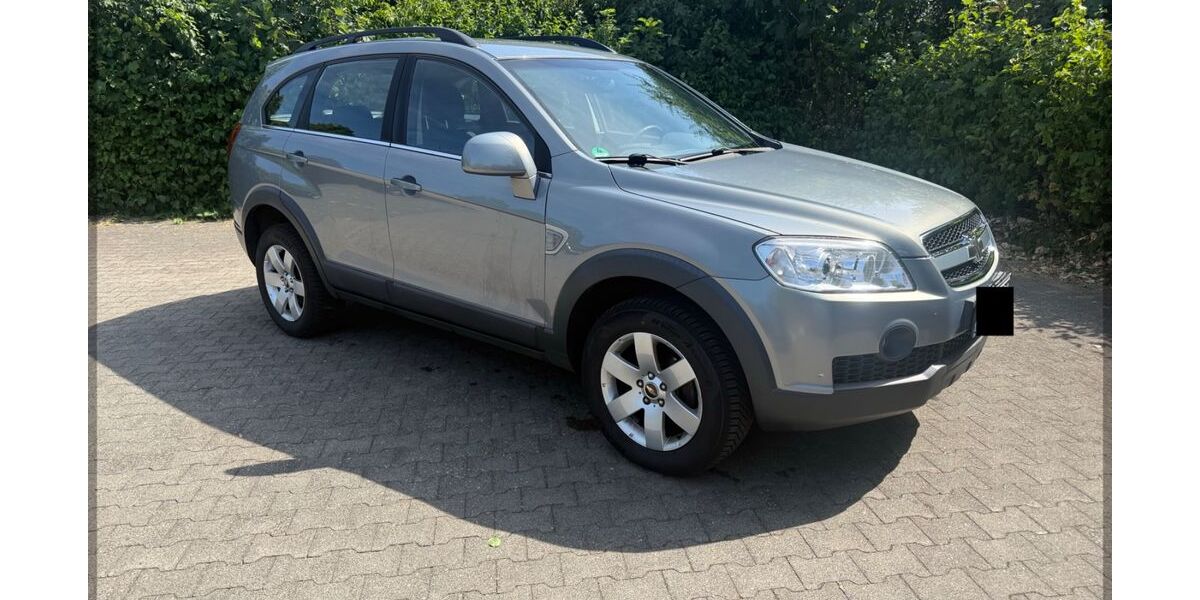 Chevrolet Captiva 104.000 km 6.499 &euro; Düren 52355