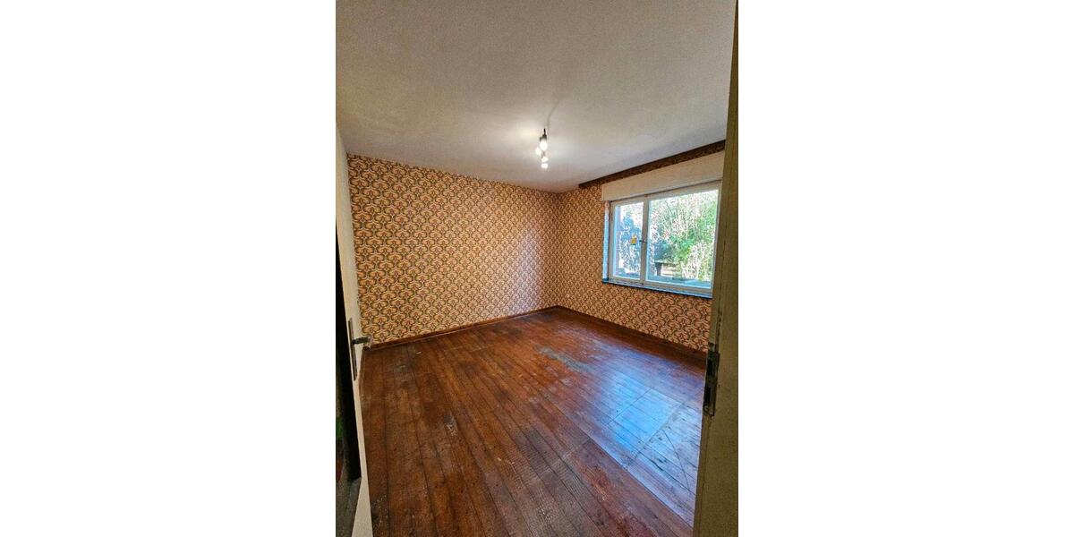 Doppelhaushälfte Düren Rölsdorf - 6 Zimmer, 129 m&sup2;, 240.000&euro; | Angebot:26739059