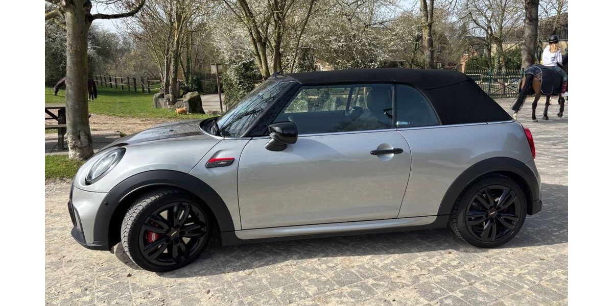 Mini John Cooper Works Cabrio 37.928 km 29.000 &euro; Bonn 53229