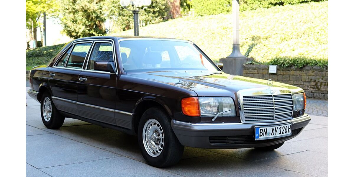 Mercedes-Benz 380 291.108 km 12.800 &euro; Bonn 53227
