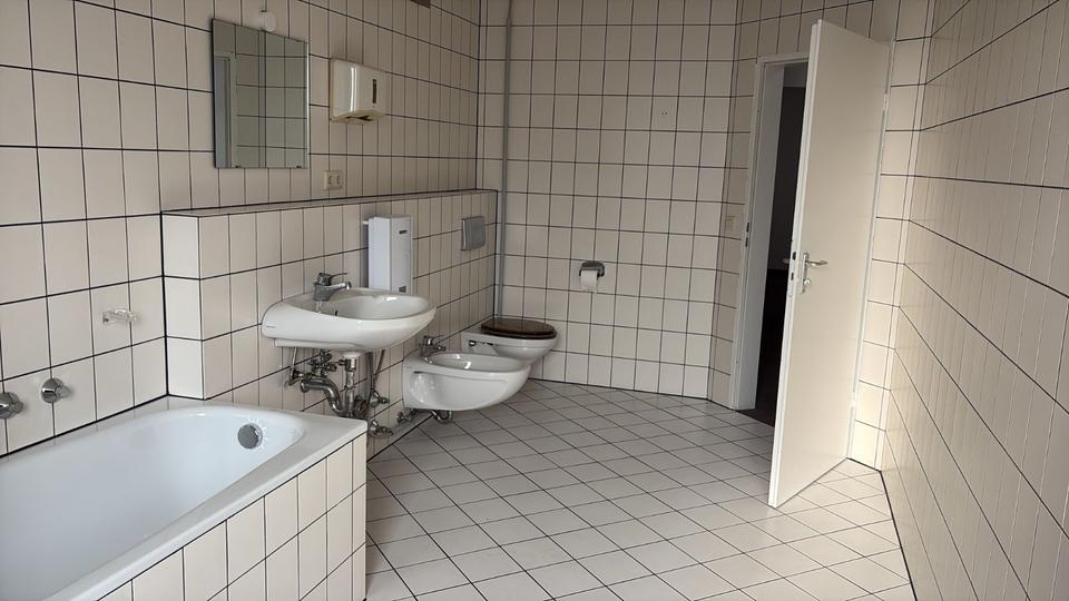 Gewerbeobjekt Meckenheim - 1.250&euro; | Angebot:22889678