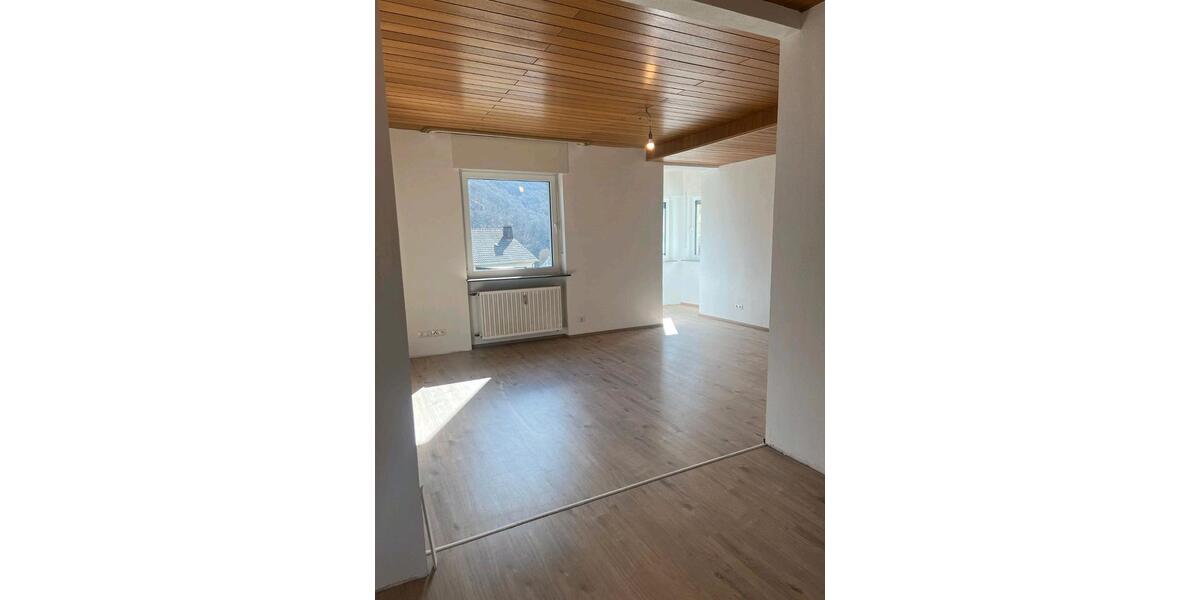 Erdgeschoßwohnung Schuld - 2 Zimmer, 104 m&sup2;, 730&euro; | Angebot:25716165