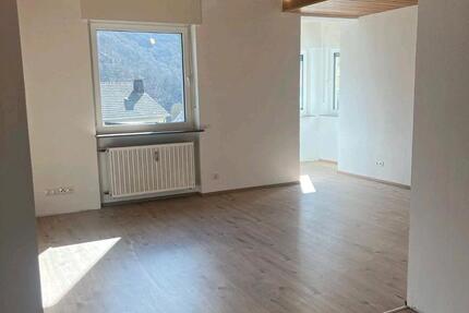 Wohnung Schuld - 2 Zimmer, 104 m&sup2;, 730&euro; | Angebot:25716165