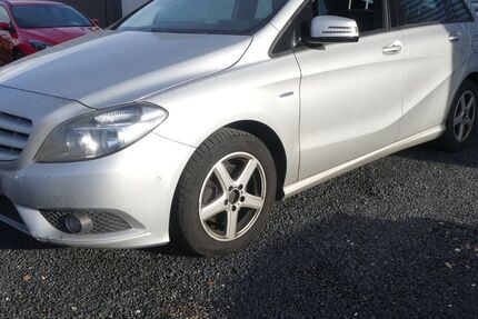 Mercedes-Benz B 200 429.000 km 3.950 &euro; Euskirchen 53881