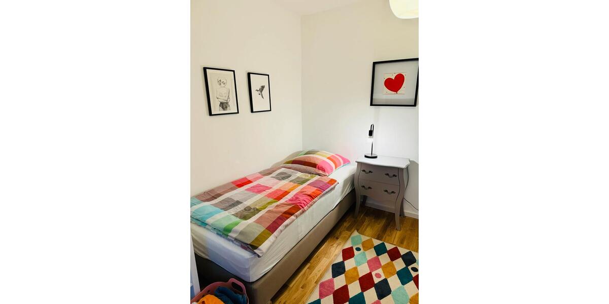 Etagenwohnung Bonn Beuel-Mitte - 4 Zimmer, 110 m&sup2;, 2.500&euro; | Angebot:25872750