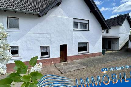 Haus Blankenheim - Uedelhoven Uedelhoven - 4 Zimmer, 140 m&sup2;, 159.000&euro; | Angebot:25815269