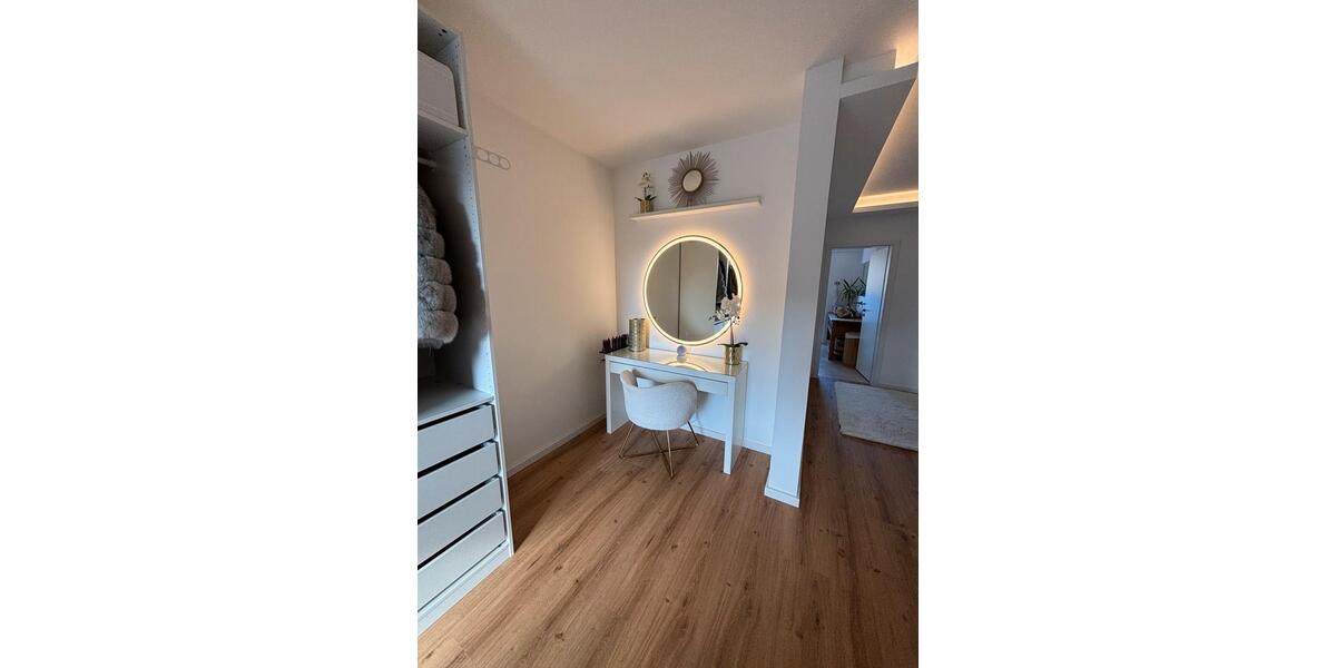 Einfamilienhaus Bonn Beuel-Mitte - 3.5 Zimmer, 130 m&sup2;, 2.500&euro; | Angebot:26397463
