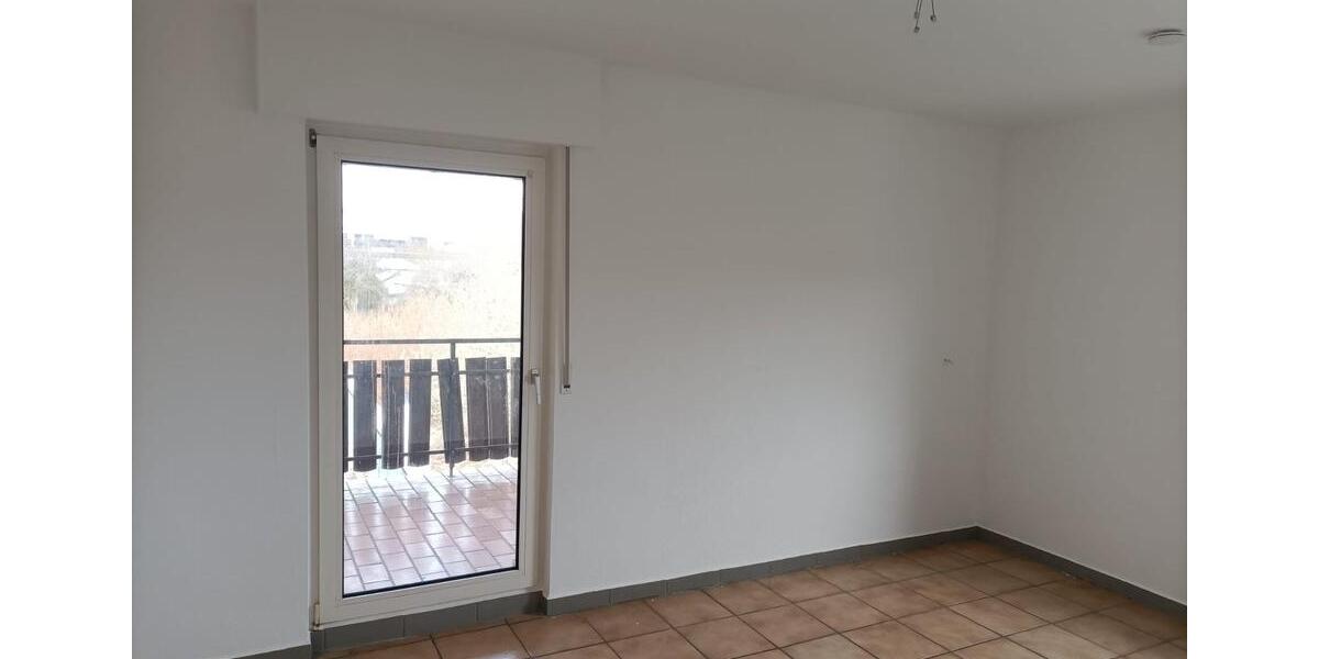 Etagenwohnung Bad Münstereifel - 3 Zimmer, 90 m&sup2;, 890&euro; | Angebot:25541279