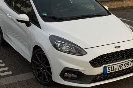 Ford Fiesta 90.000 km 15.800 &euro; Wachtberg 53343