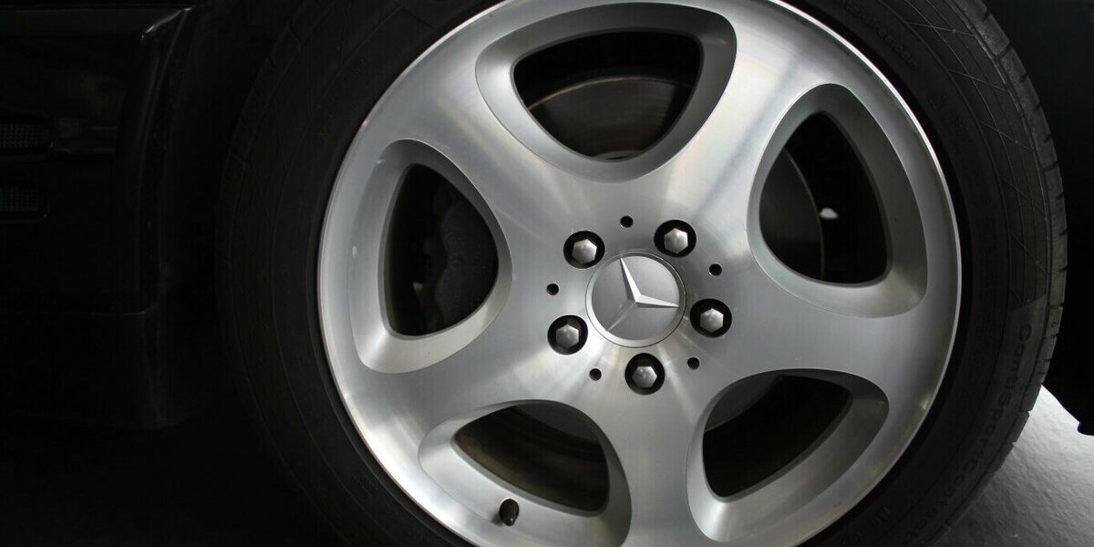 Mercedes-Benz SL 280 Hardtop - Leder - SHZ - Memory 116.365 km 19.980 &euro; Euskirchen 53881