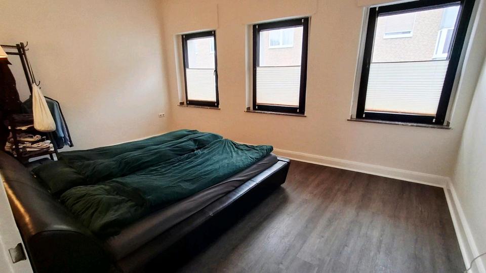 Reihenhaus Euskirchen - 3 Zimmer, 80 m&sup2;, 329.000&euro; | Angebot:24265497