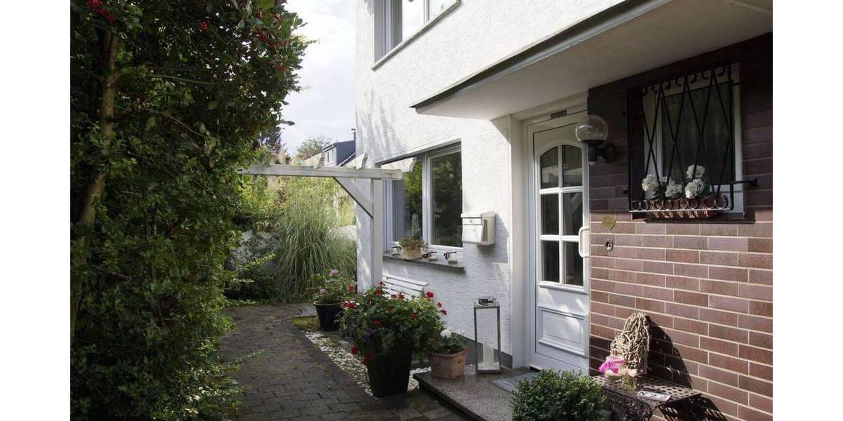 Reihenendhaus Niederkassel Rheidt - 5 Zimmer, 132 m&sup2;, 389.000&euro; | Angebot:25929313