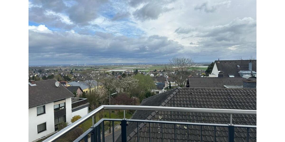 Etagenwohnung Bornheim - 3 Zimmer, 86 m&sup2;, 1.300&euro; | Angebot:25935350