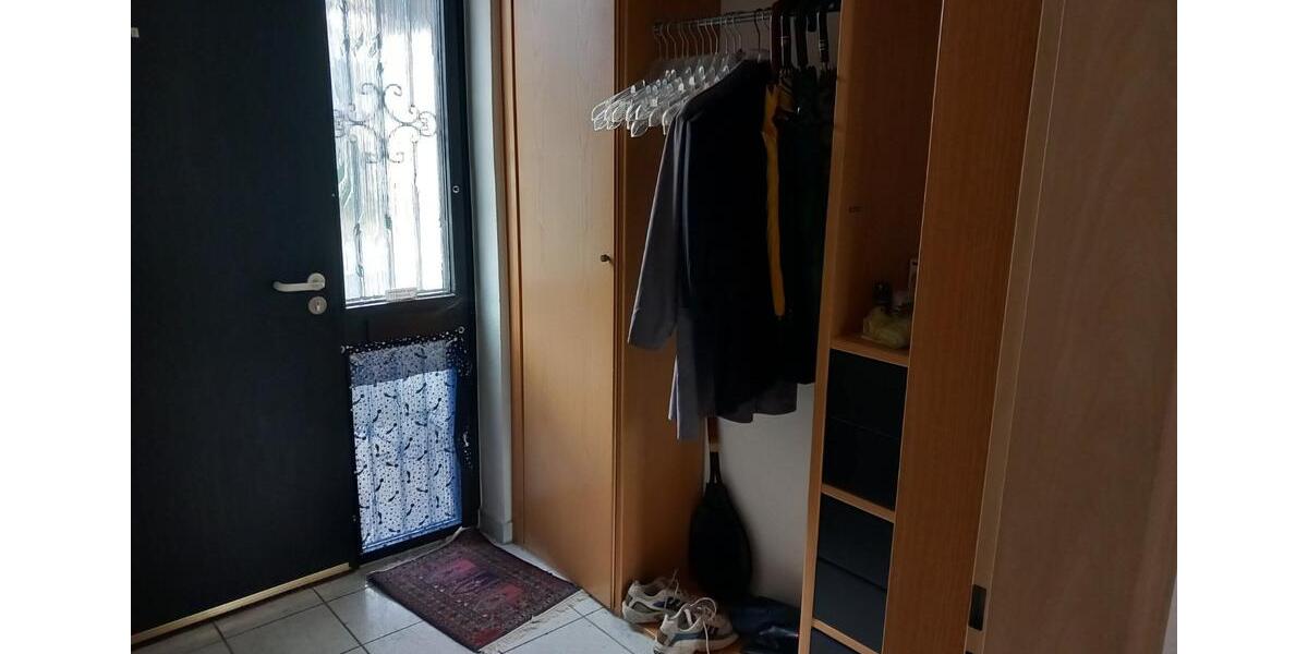 Einfamilienhaus Bonn Tannenbusch - 3 Zimmer, 110 m&sup2;, 425.000&euro; | Angebot:25874687