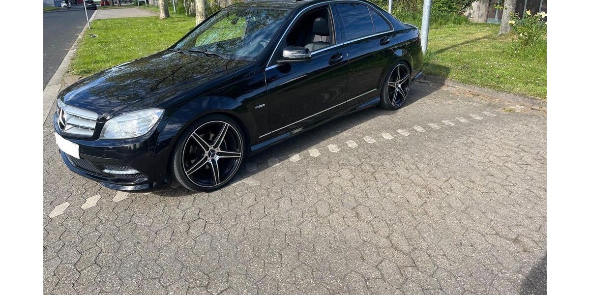 Mercedes-Benz C 250 188.000 km 9.999 &euro; Euskirchen 53879
