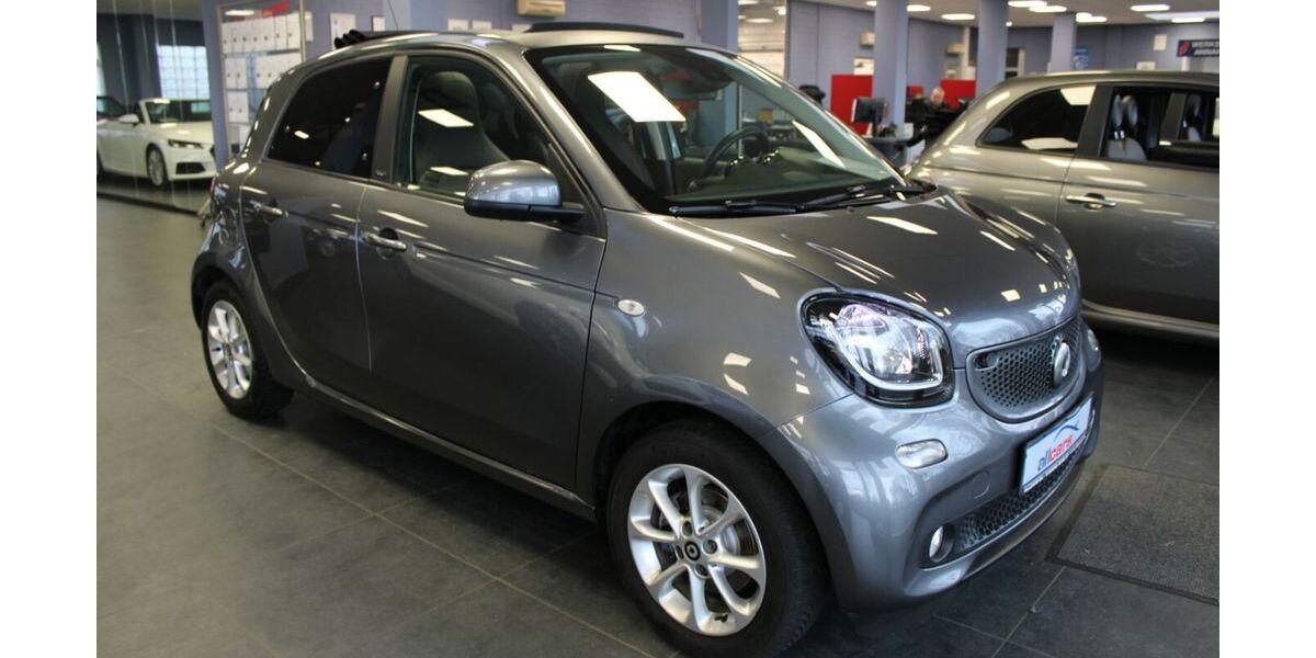 Smart ForFour 116.561 km 10.980 &euro; Euskirchen 53881