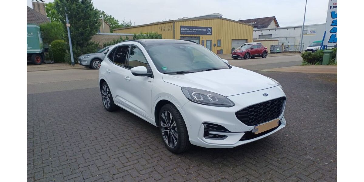 Ford Kuga 31.000 km 22.600 &euro; Erftstadt 50374