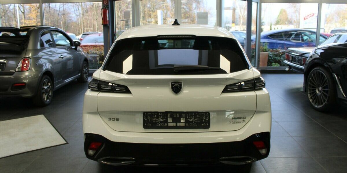 Peugeot 308 SW Hybrid 180 e-EAT8 Allure 87.708 km 18.980 &euro; Euskirchen 53881