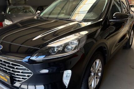 Ford Kuga 59.000 km 24.990 &euro; Niederkassel 53859