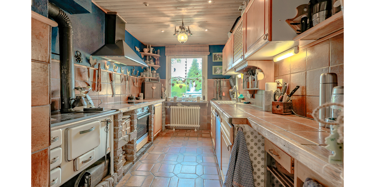 1.100 m² Grundstück, 6-7 Zimmer & Sauna - Einfamilienhaus mit viel Platz in Königswinter - Einfamilienhaus Königswinter | Angebot:23002838