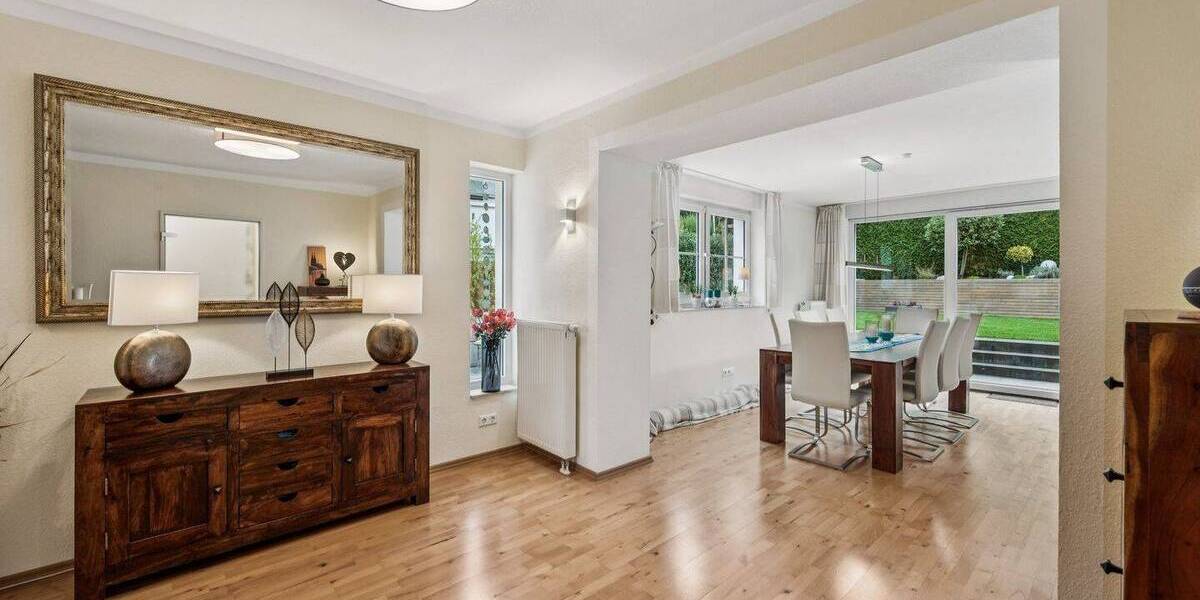 Einfamilienhaus Bonn Oberkassel - 6 Zimmer, 190 m&sup2;, 937.000&euro; | Angebot:25930102