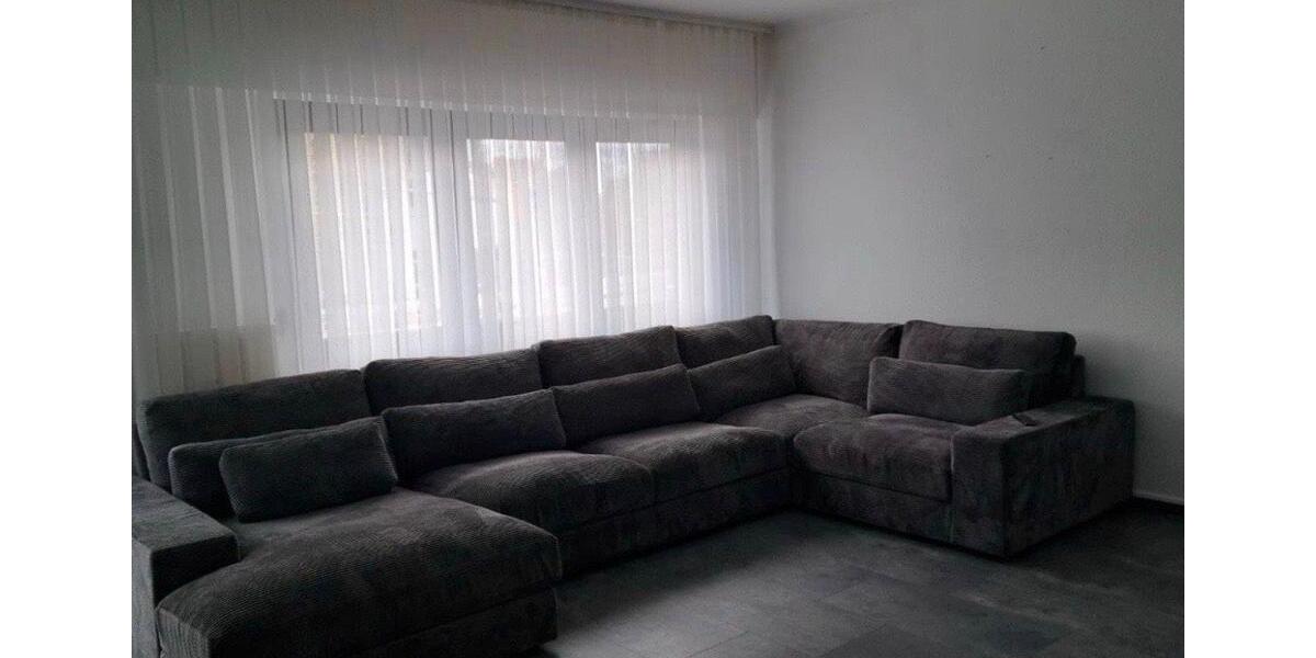 Etagenwohnung Hürth - 3 Zimmer, 111 m&sup2;, 1.400&euro; | Angebot:25355980