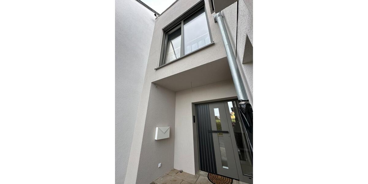 Einfamilienhaus Bornheim - 5 Zimmer, 180 m&sup2;, 670.000&euro; | Angebot:25647827