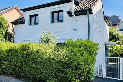 Haus Bonn Beuel - 4 Zimmer, 85 m&sup2;, 499.000&euro; | Angebot:25778945