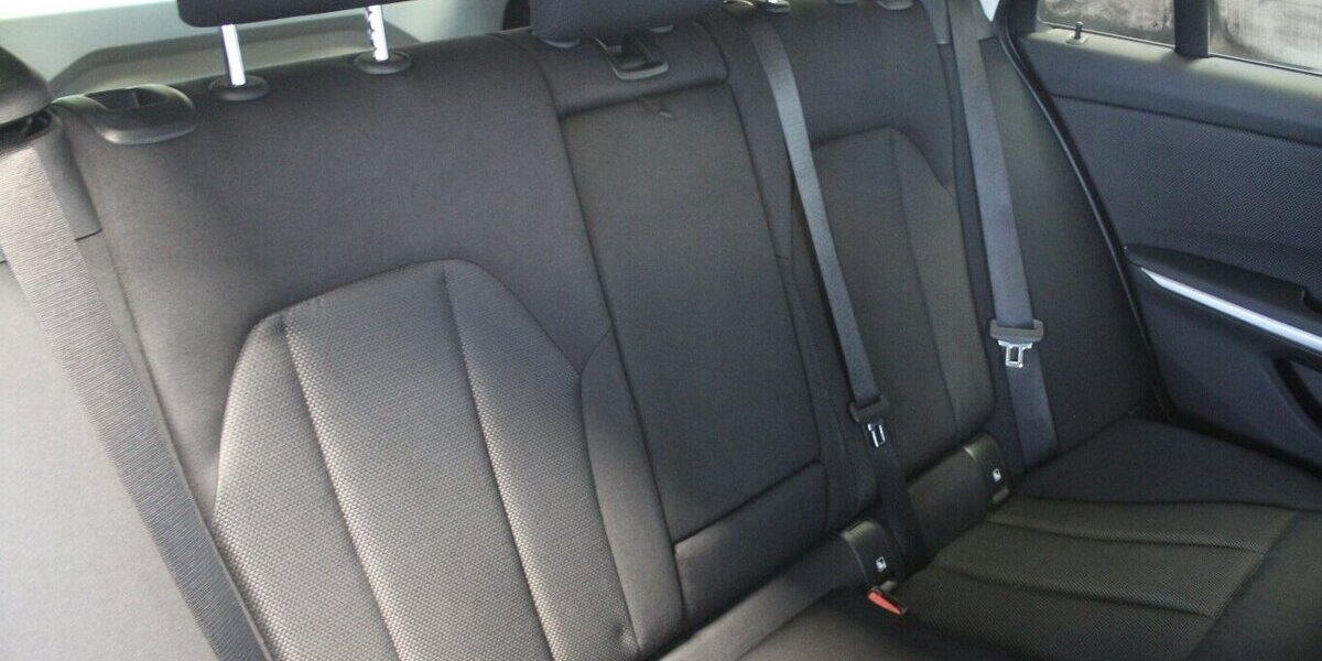 BMW 318 318i Touring Aut. Advantage 51.120 km 23.980 &euro; Euskirchen 53881