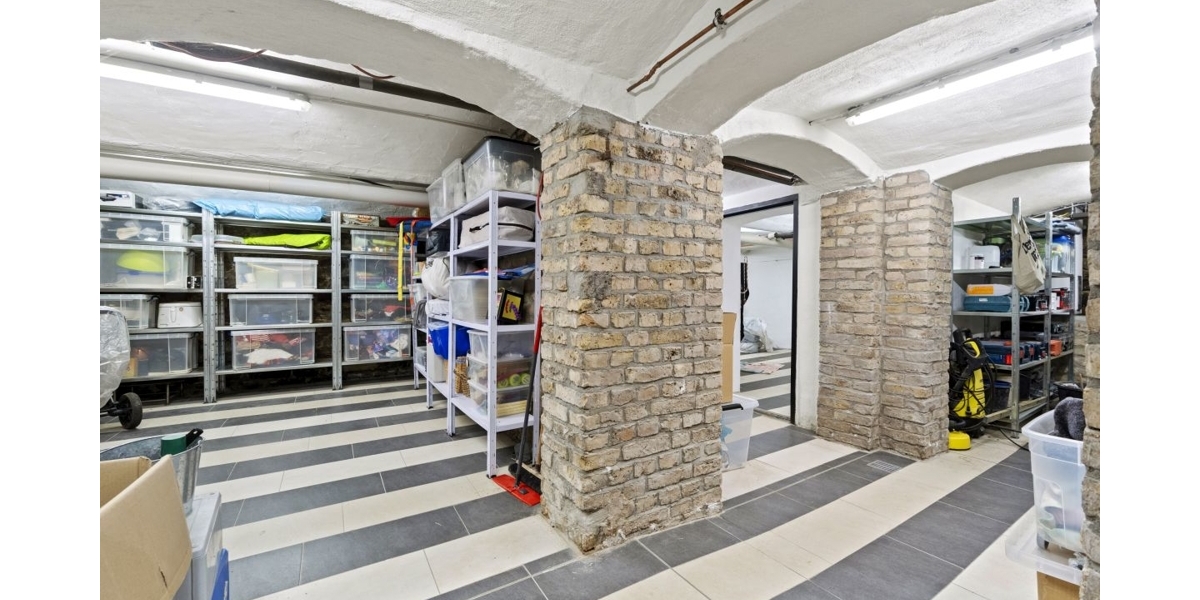 Nachhaltiges Anwesen mit top Energiewerten, Reitanlage und Platz für mehrere Generationen! - Mehrfamilienhaus, Wohnhaus Königswinter | Angebot:21578876