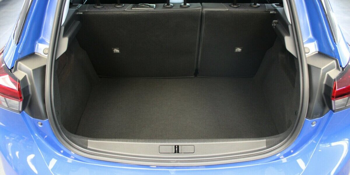 Opel Corsa 1.2 Direct inj Turbo Aut. Elegance 32.231 km 14.980 &euro; Euskirchen 53881