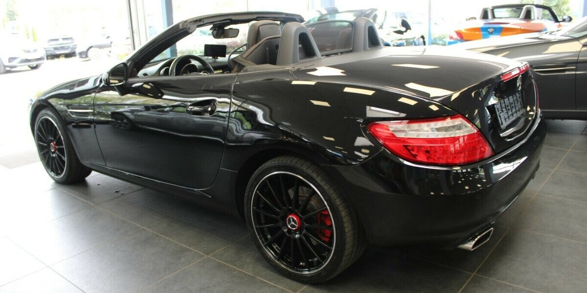 Mercedes-Benz SLK 200 BlueEFFICIENCY 83.438 km 15.980 &euro; Euskirchen 53881