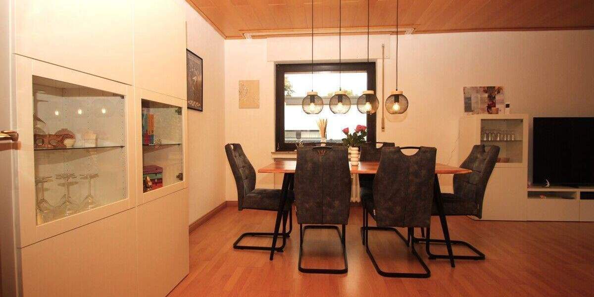 Etagenwohnung Königswinter Ittenbach - 2 Zimmer, 74 m&sup2;, 209.000&euro; | Angebot:25697238