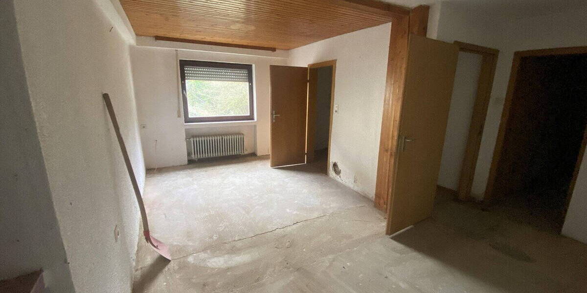 Mehrfamilienhaus, Wohnhaus Blankenheim Blankenheimerdorf - 1 Zimmer, 221 m&sup2;, 139.000&euro; | Angebot:25938506