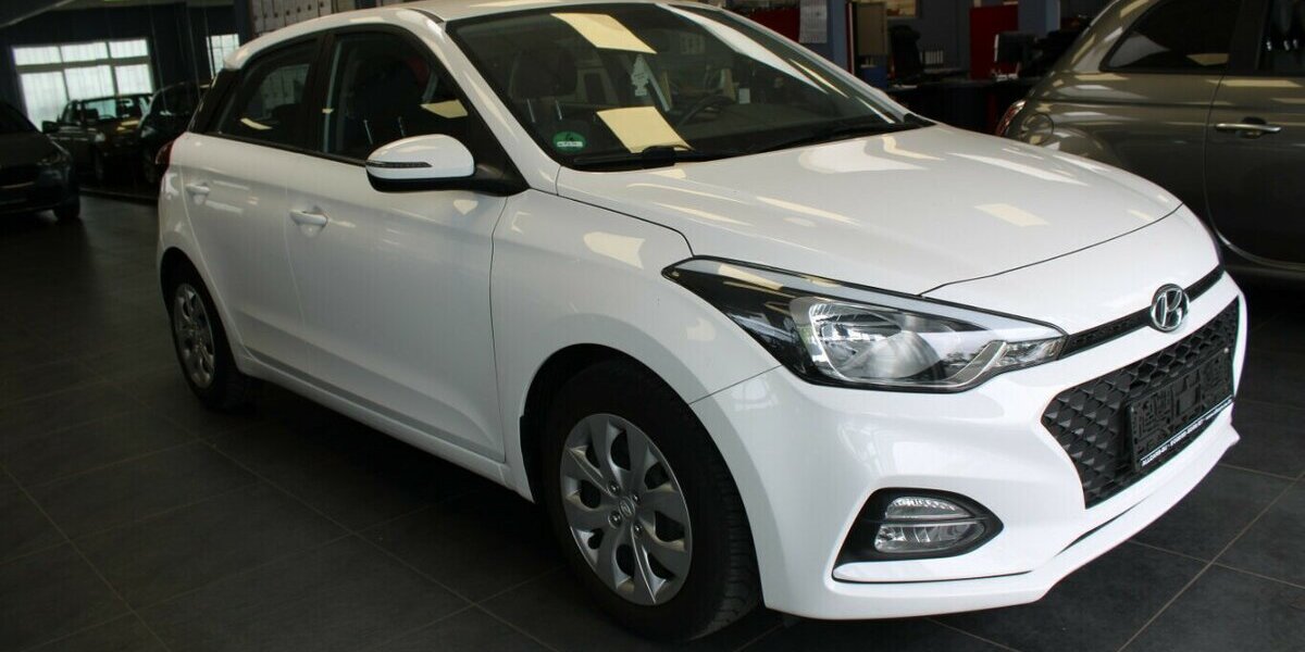 Hyundai i20 1.2 - 5-Türig - Klima - 41.802 km 11.980 &euro; Euskirchen 53881