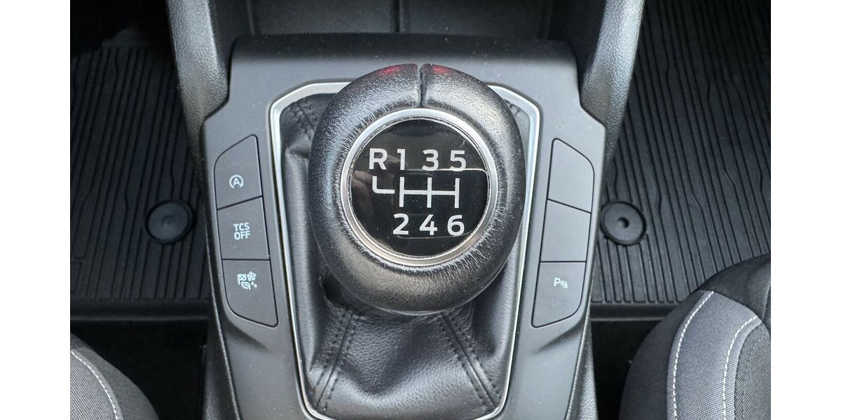 Ford Focus Navi Temp Sth Spurh CarPlay 6xServ GARANTIE 50.000 km 13.900 &euro; Erftstadt 50374