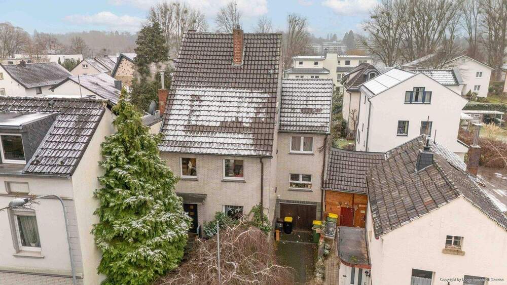 Einfamilienhaus Königswinter / Niederdollendorf Niederdollendorf - 8 Zimmer, 197 m&sup2;, 498.000&euro; | Angebot:25728723