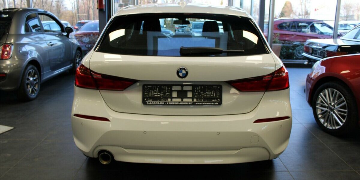 BMW 118 118i Aut. Avantgarde 61.600 km 18.480 &euro; Euskirchen 53881