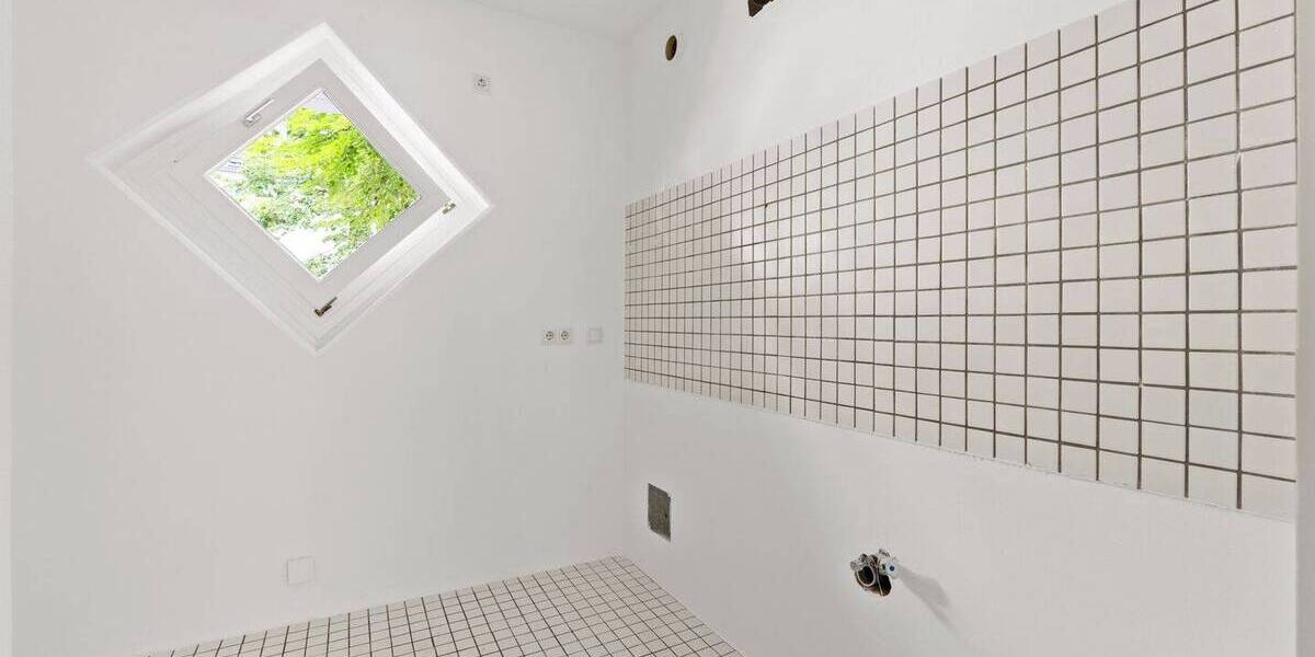 Etagenwohnung Bonn Beuel - 3 Zimmer, 100 m&sup2;, 429.000&euro; | Angebot:26107074