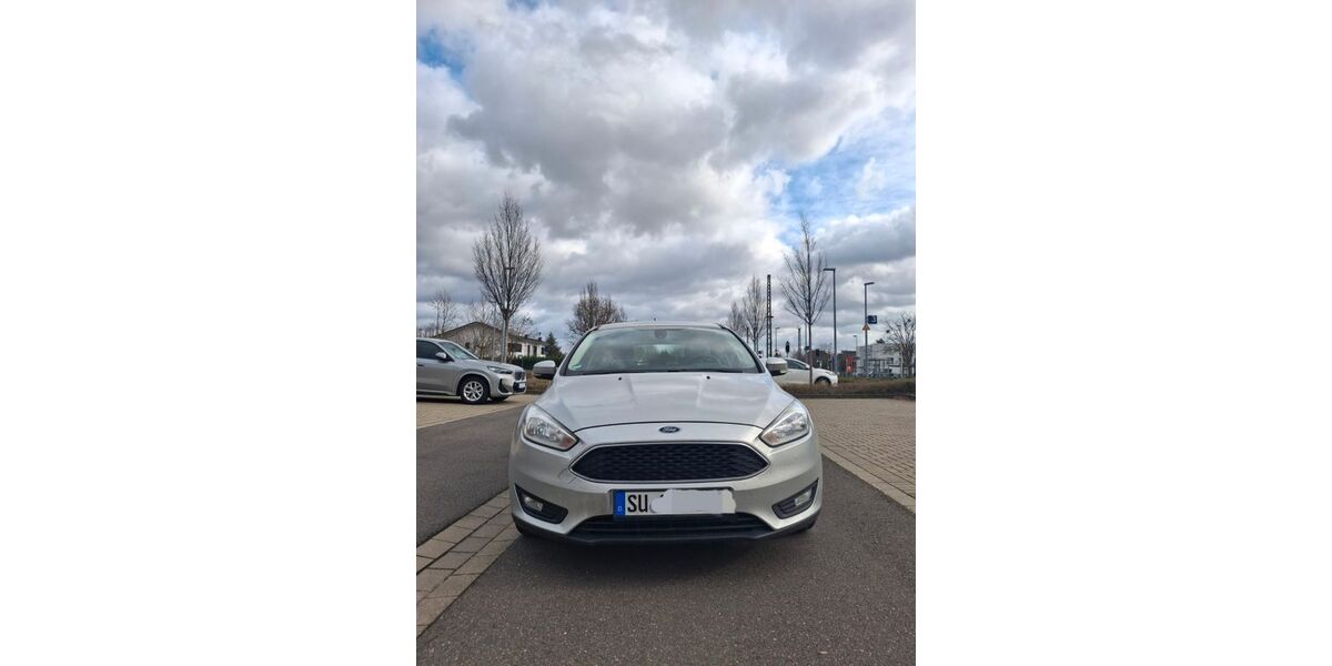 Ford Focus 125.000 km 6.295 &euro; Swisttal 53913