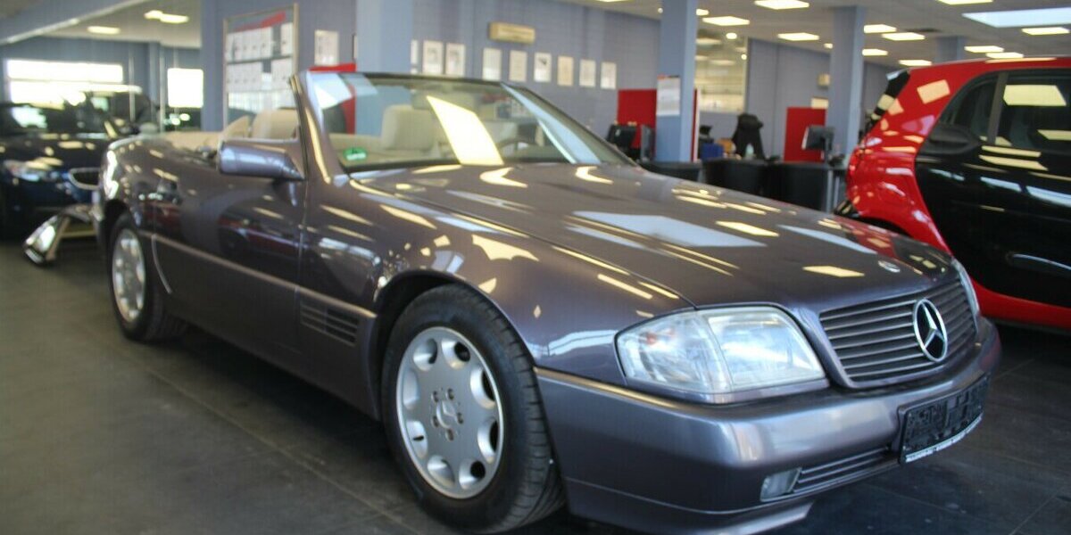 Mercedes-Benz SL 300 24V - Hardtop - H-KENNZEICHEN - 64.150 km 22.980 &euro; Euskirchen 53881