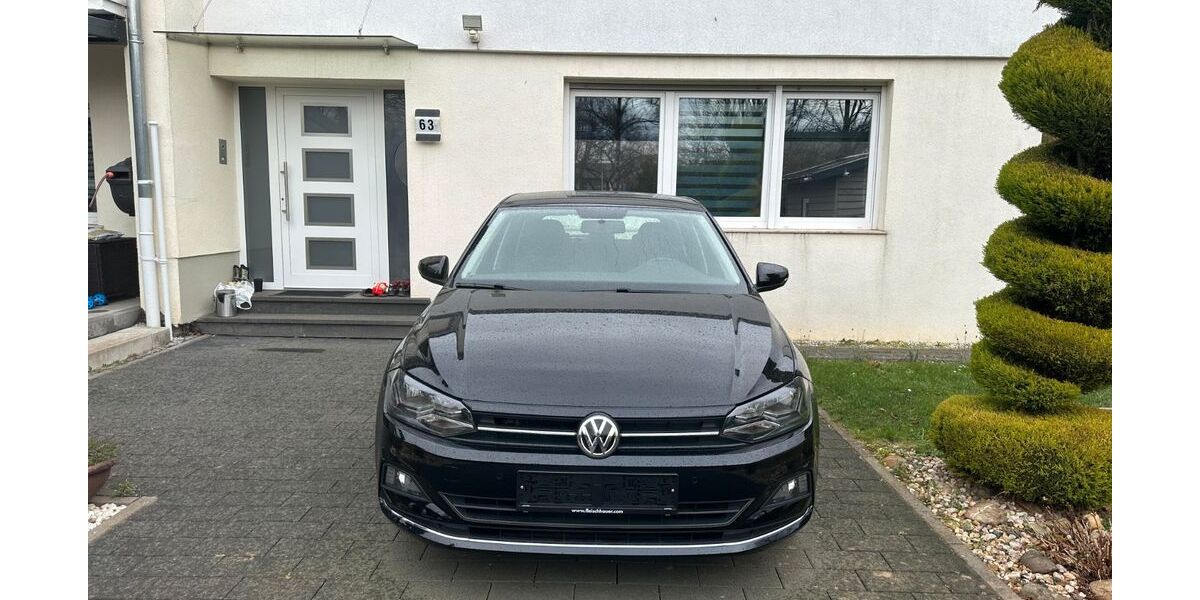 VW Polo 141.000 km 11.990 &euro; Bonn 53117