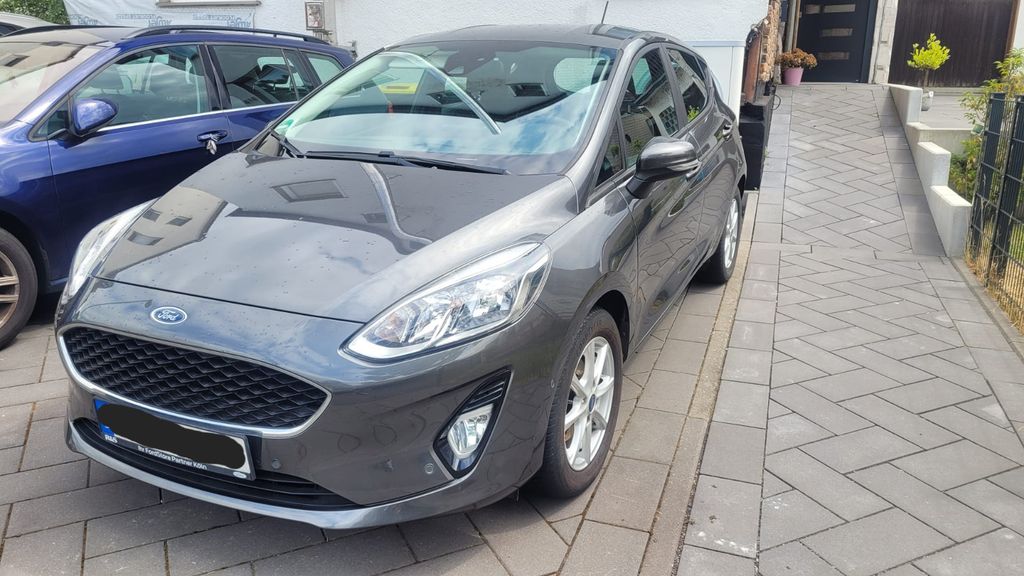 Ford Fiesta 95.770 km 8.900 &euro; Königswinter 53639