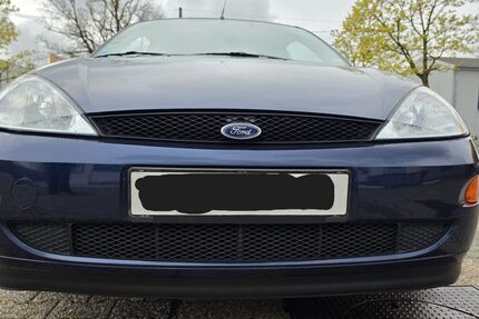 Ford Focus 112.000 km 1.890 &euro; Königswinter 53639