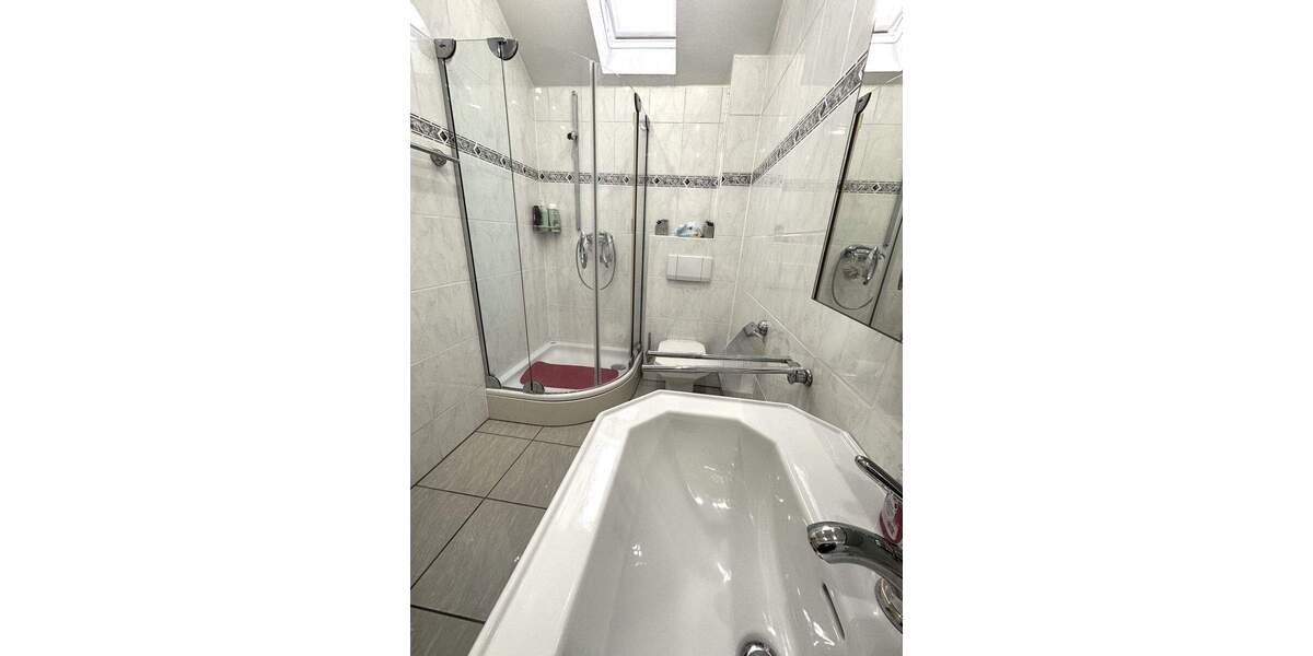 Einfamilienhaus Düren Birkesdorf - 7 Zimmer, 203 m&sup2;, 680.000&euro; | Angebot:25692151