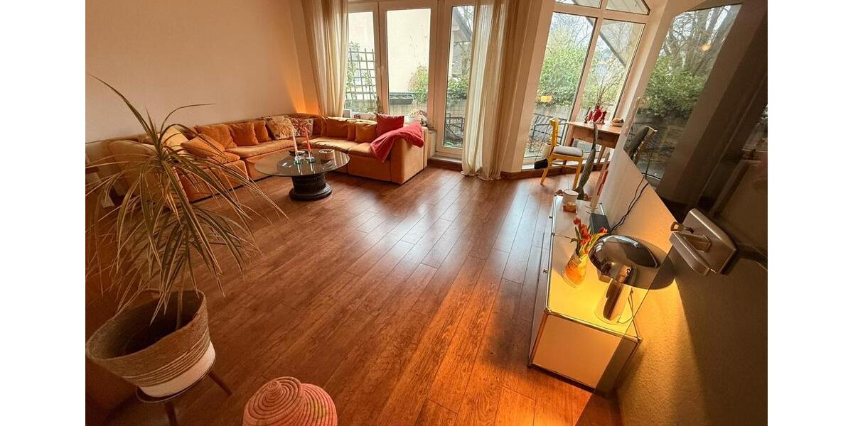 Etagenwohnung Köln Rodenkirchen - 3 Zimmer, 70 m&sup2;, 1.850&euro; | Angebot:26045520