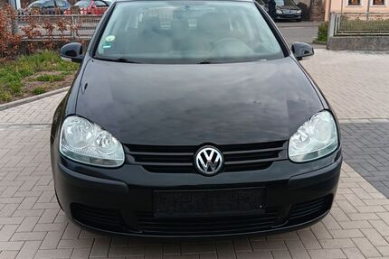 VW Golf 184.000 km 2.799 &euro; Kuchenheim 53881