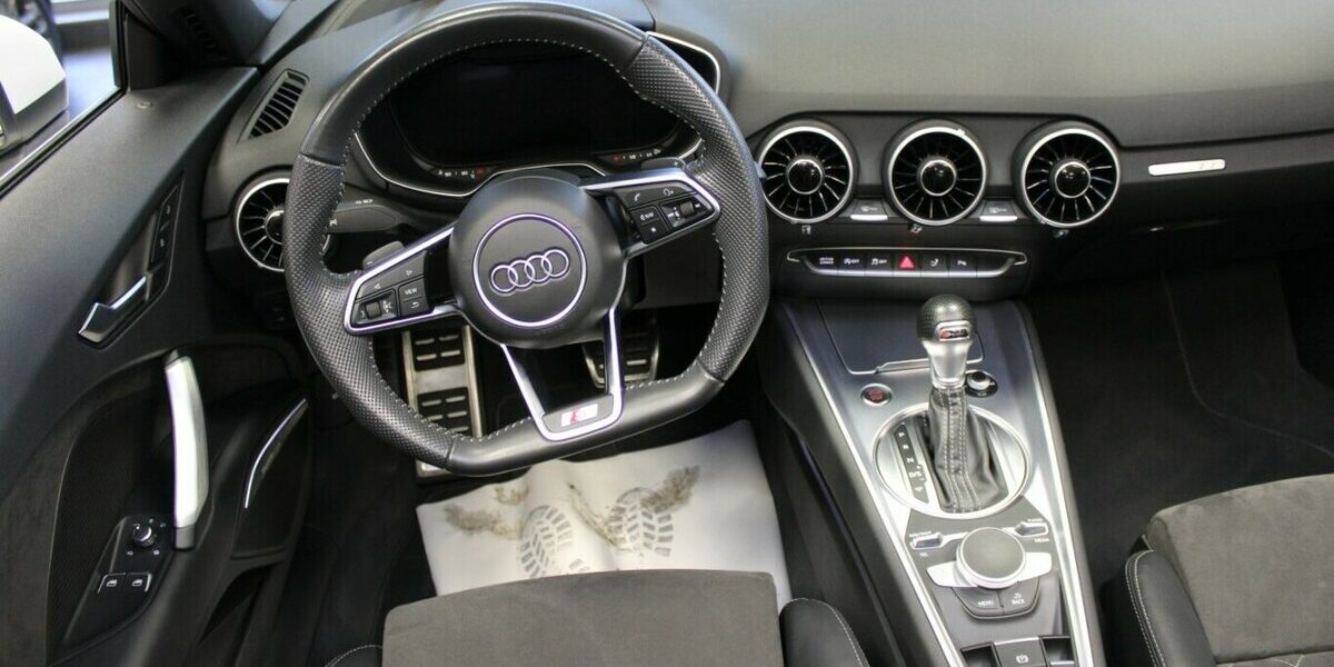 Audi TT Roadster 40 TFSI S tronic S-Line 102.278 km 26.980 &euro; Euskirchen 53881